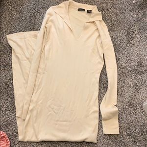 Long sleeved maxi dress